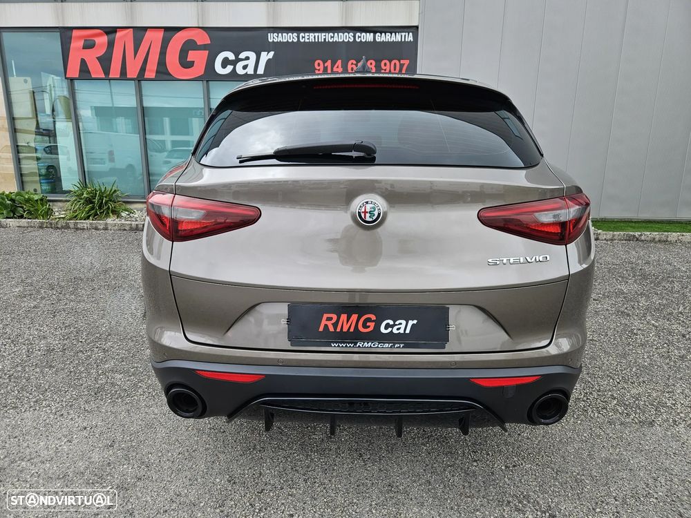 Alfa Romeo Stelvio 2.2 D Super AT8 - 9
