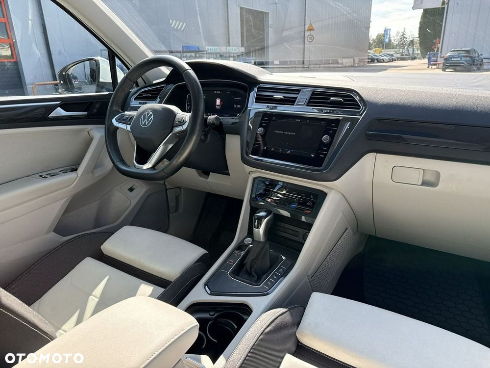 Volkswagen Tiguan 1.5 TSI EVO Elegance DSG - 23