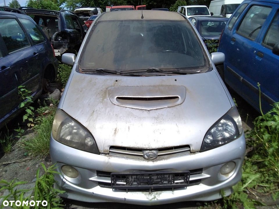 Drzwi  DAIHATSU YRV 1.3B 04R. lampy,drzwi,klapa, maska.... - 1