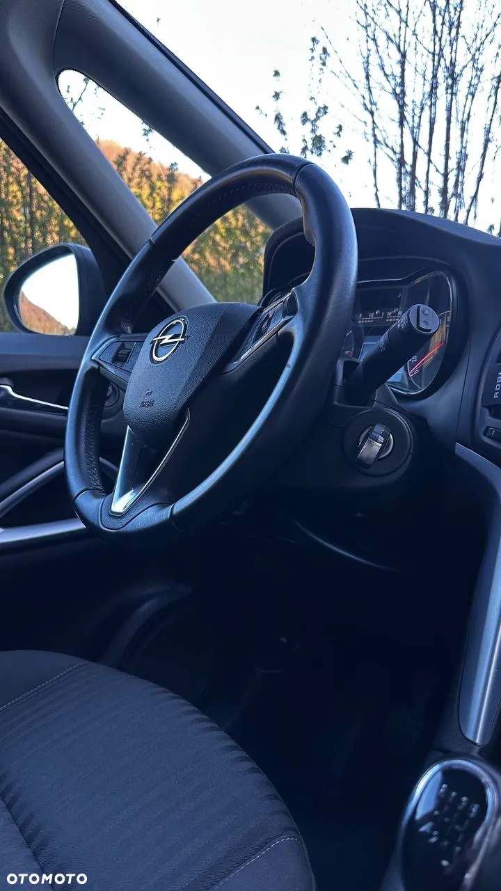Opel Zafira 1.6 CDTI Elite S&S - 25