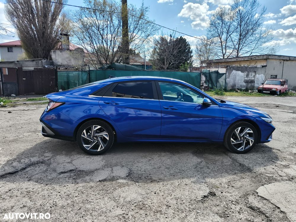 Hyundai Elantra 1.6 l 123 CP CVT Exclusive - 5