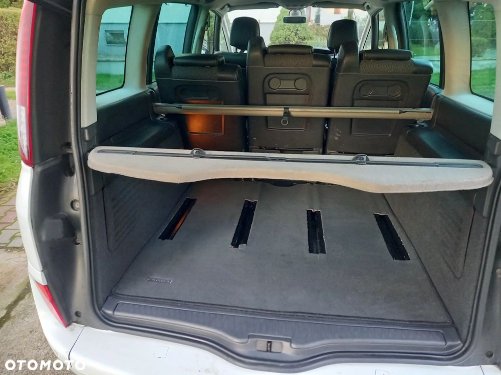 Renault Grand Espace 2.0 dCi FAP Celsium - 32