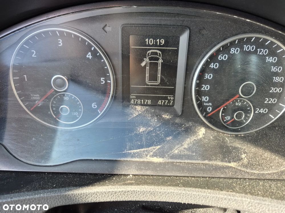 Volkswagen Transporter - 11