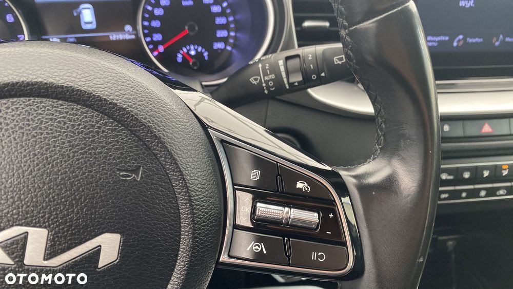 Kia Ceed 1.5 T-GDI M - 20