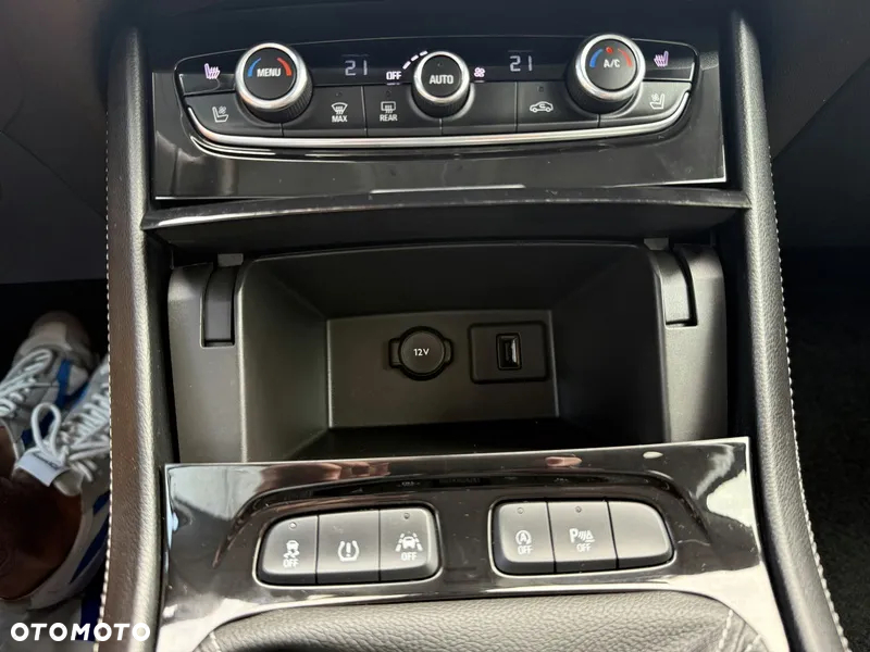 Opel Grandland X 1.2 Start/Stop Business INNOVATION - 8