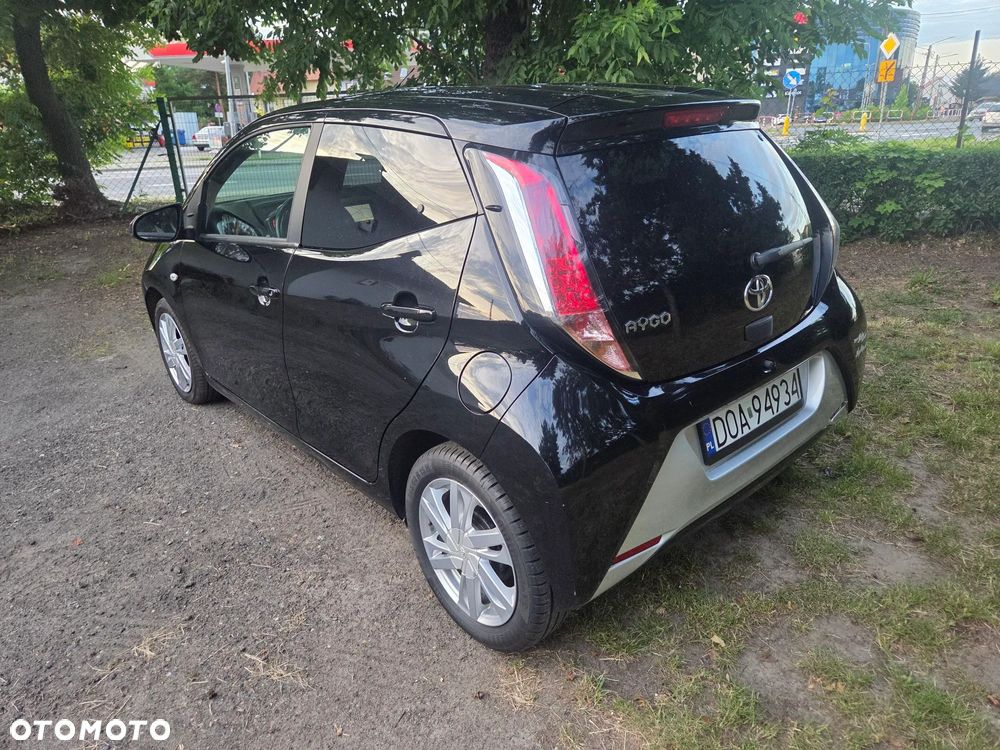 Toyota Aygo x-clusiv - 5