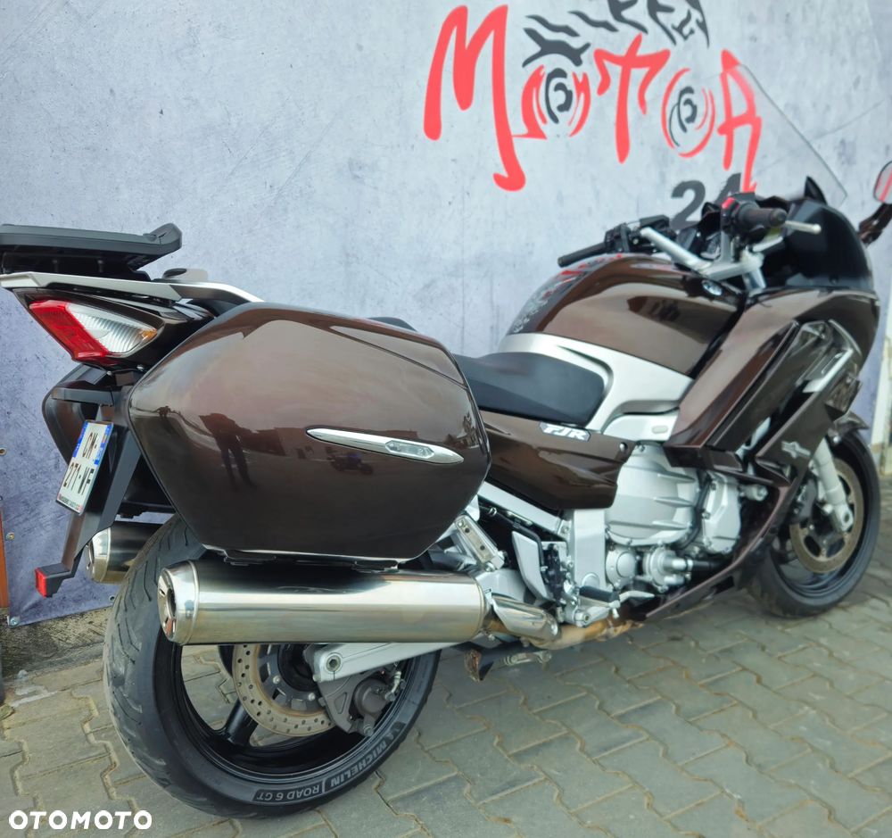 Yamaha FJR - 2