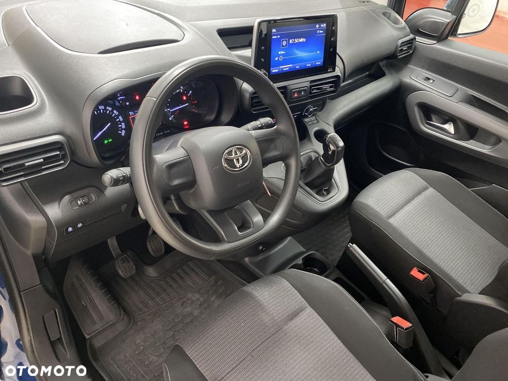 Toyota Proace City Verso 1.5 D-4D Business - 10