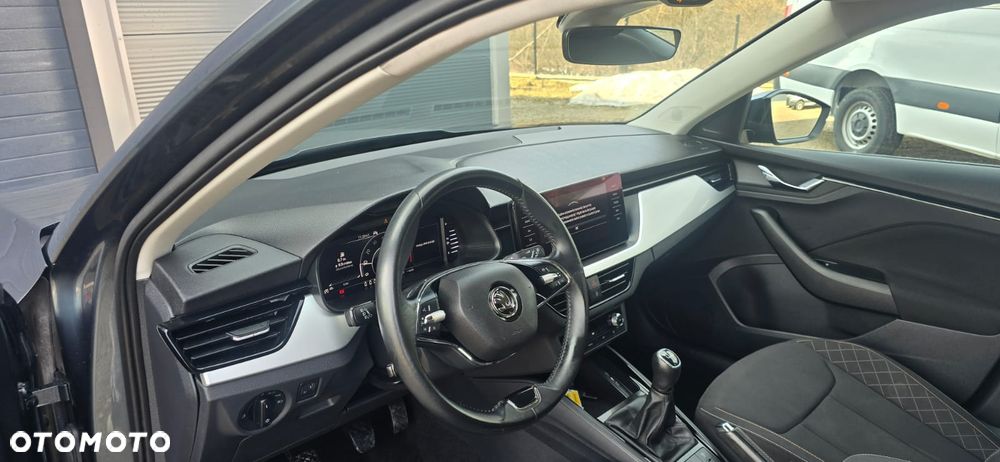 Skoda Kamiq 1.0 TSI Drive - 26