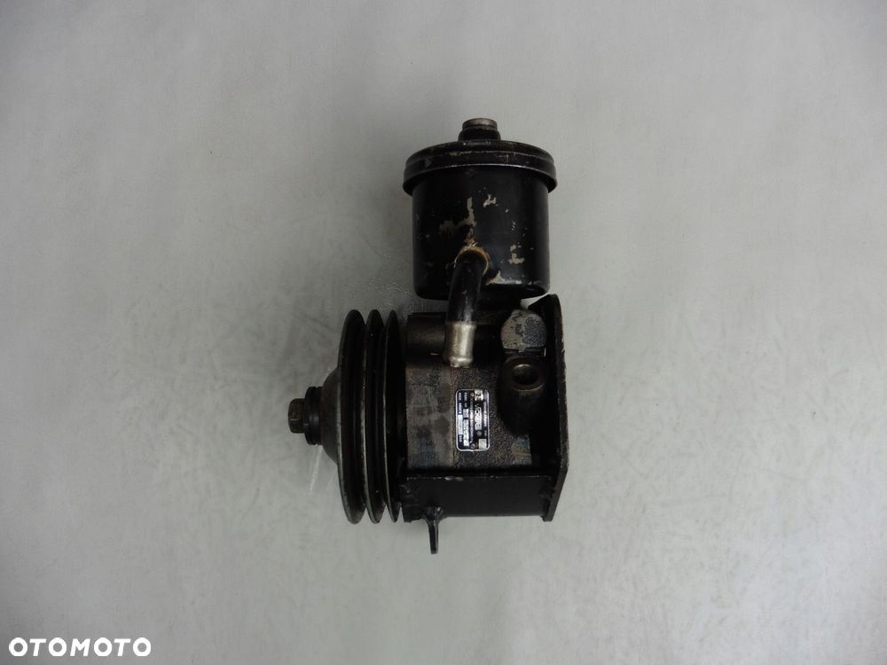 Pompa wspomagania Mercedes W116 C107 R107 W109 D-Jet 3,5 4,5 V8 - 4