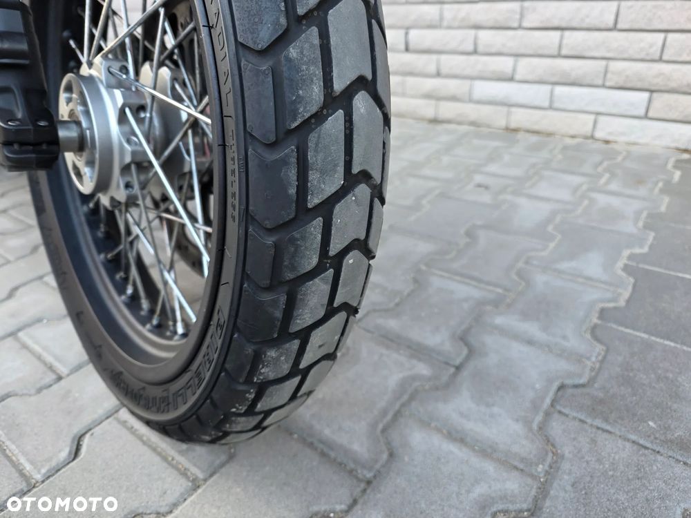 Ducati Scrambler - 16