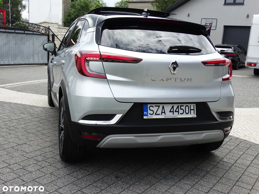 Renault Captur 1.3 TCe mHEV Techno - 11