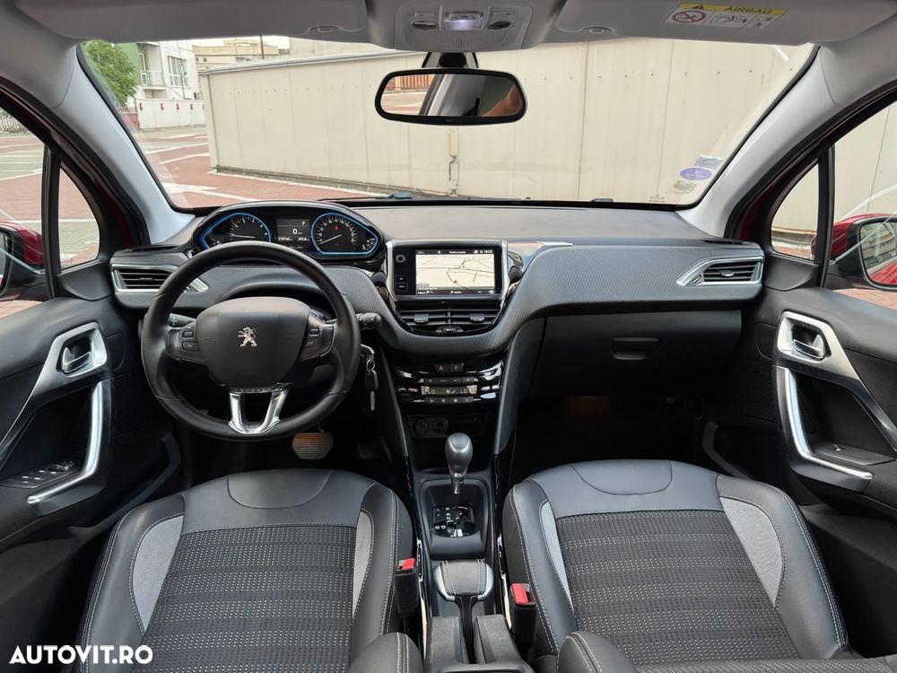 Peugeot 2008 PureTech 110 Stop&Start EAT6 Allure - 5