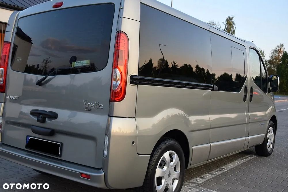 Renault Trafic Grand Passenger Pack Clim - 27