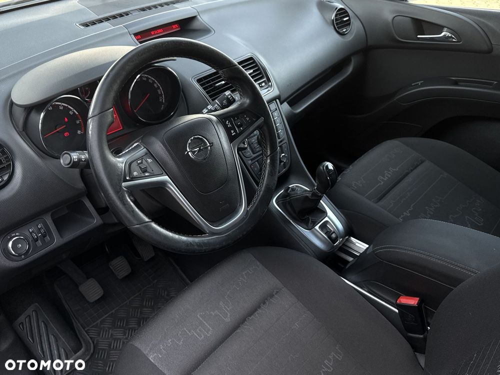 Opel Meriva - 10