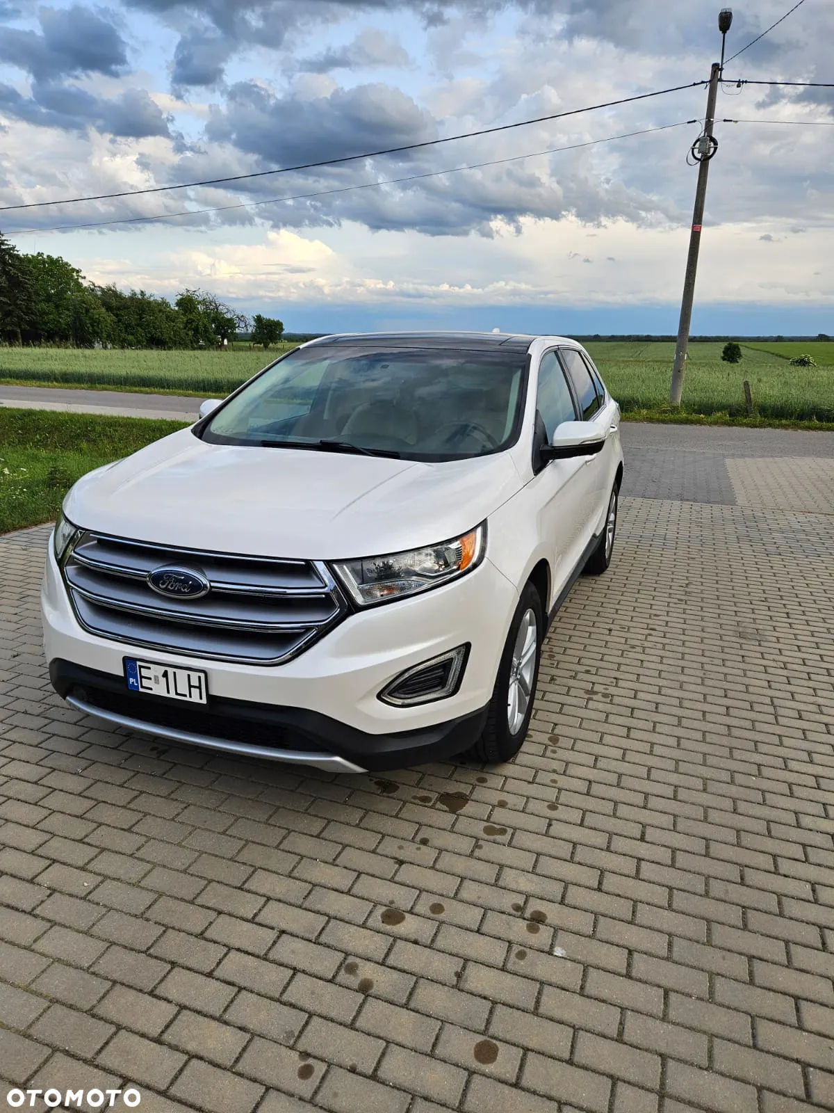 Ford Edge - 2