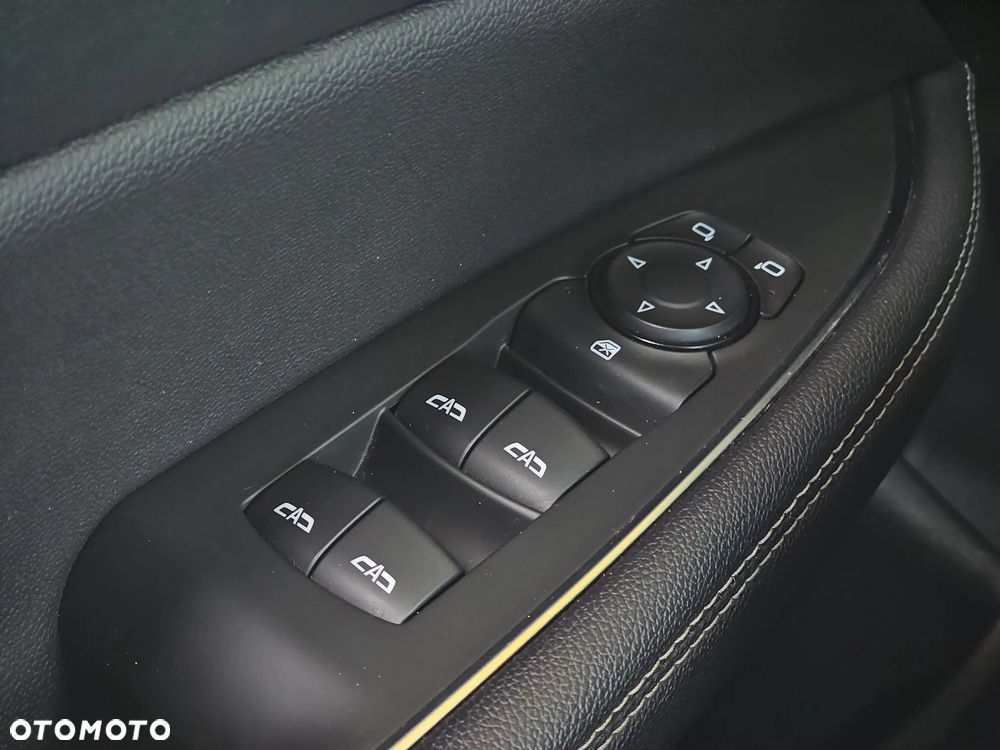 Opel Insignia 2.0 CDTI Elegance S&S - 18