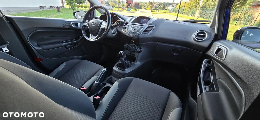 Ford Fiesta 1.0 EcoBoost S&S ST-LINE - 29