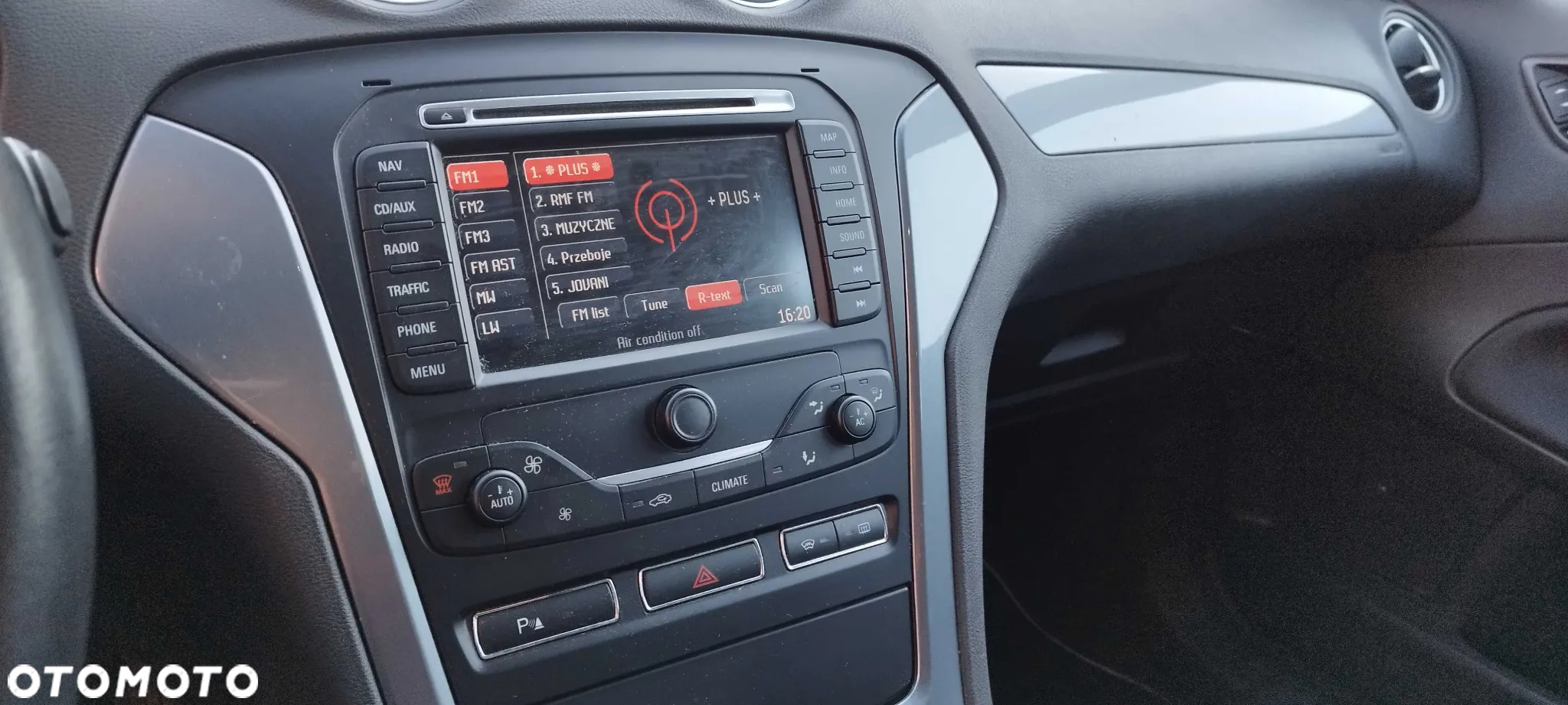 Ford Mondeo - 12