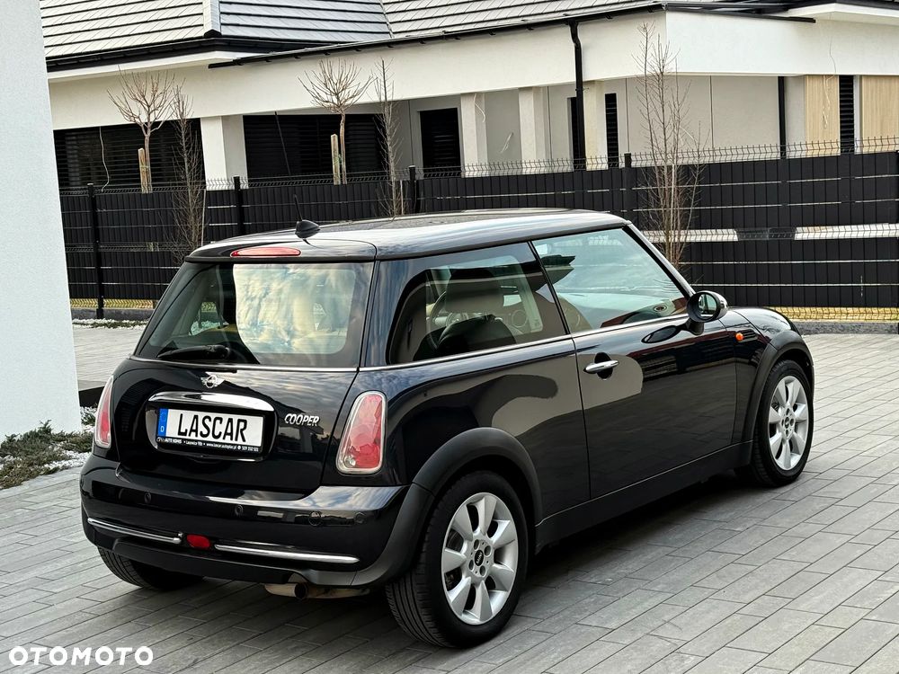 MINI Cooper - 24