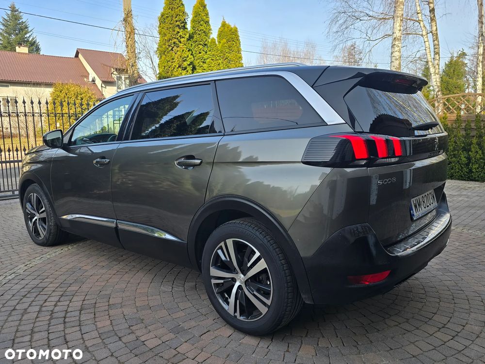 Peugeot 5008 1.6 BlueHDi Allure 7os - 24