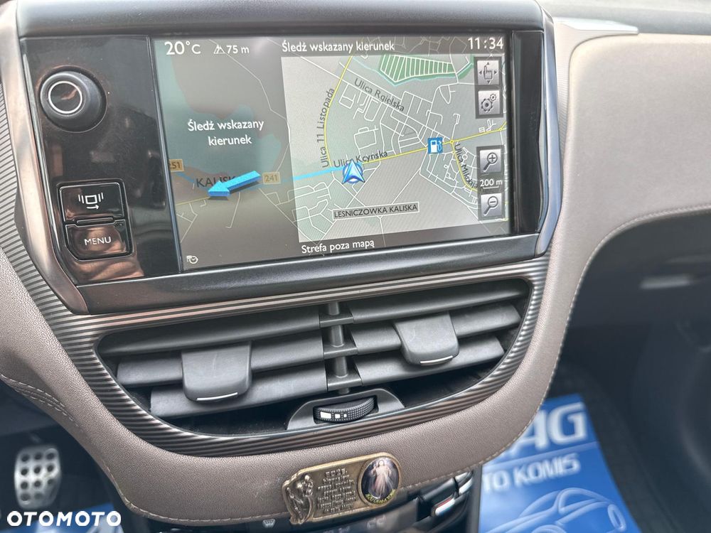 Peugeot 2008 1.6 e-HDi Allure S&S - 24