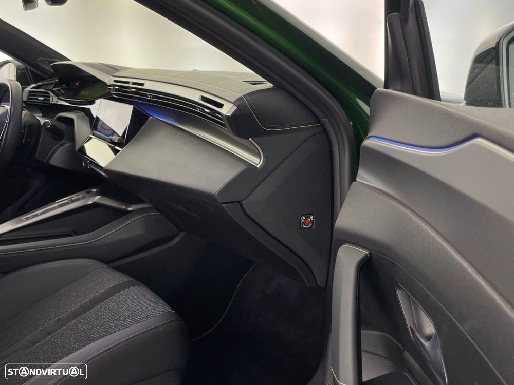 Peugeot 308 1.5 BlueHDi GT EAT8 - 30