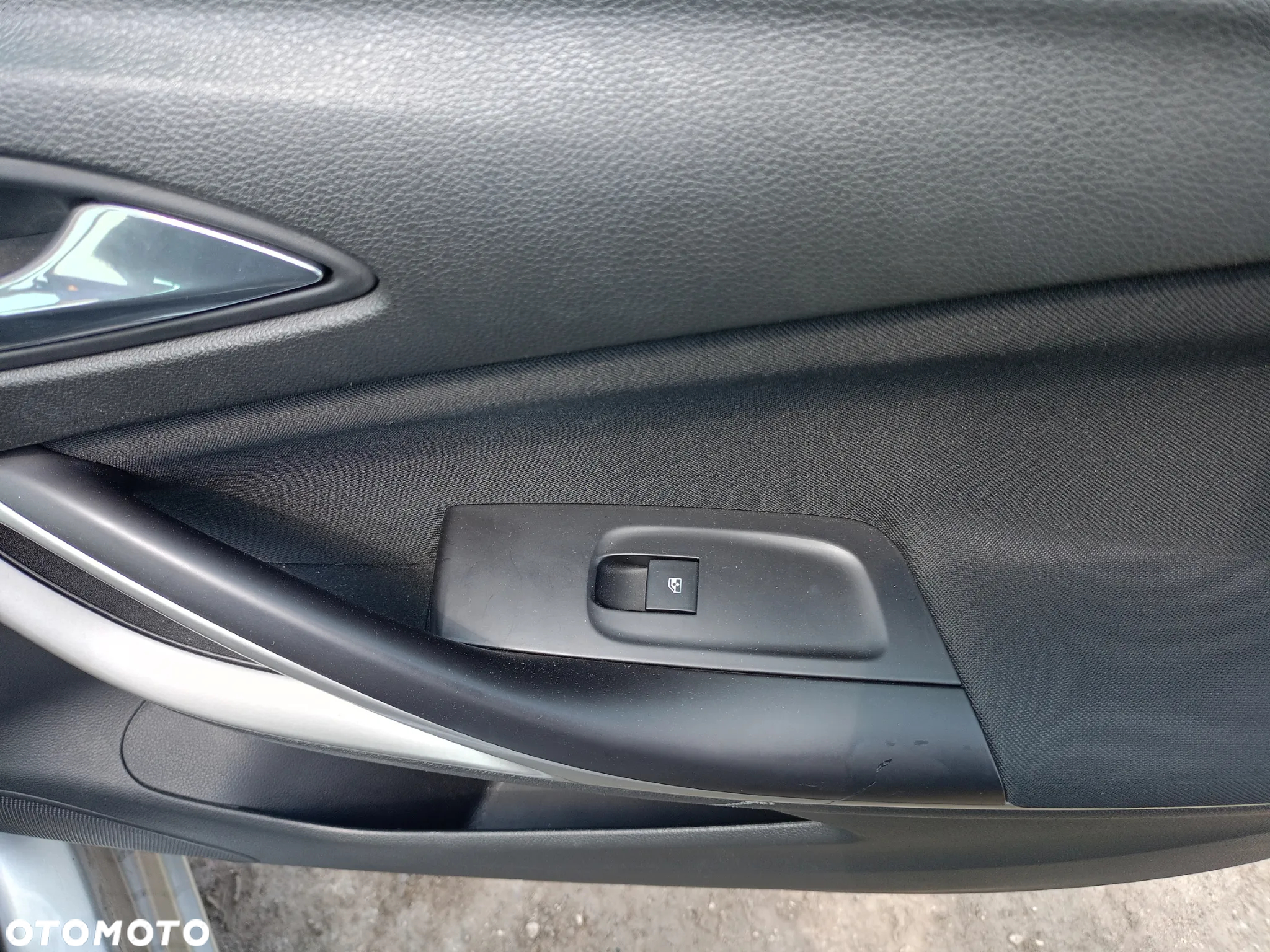 Opel Astra V 1.6 CDTI Enjoy S&S - 28