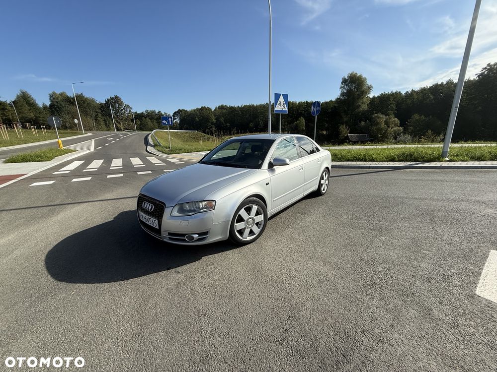 Audi A4 Limousine