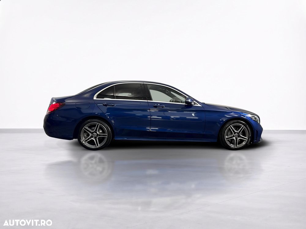 Mercedes-Benz C - 7