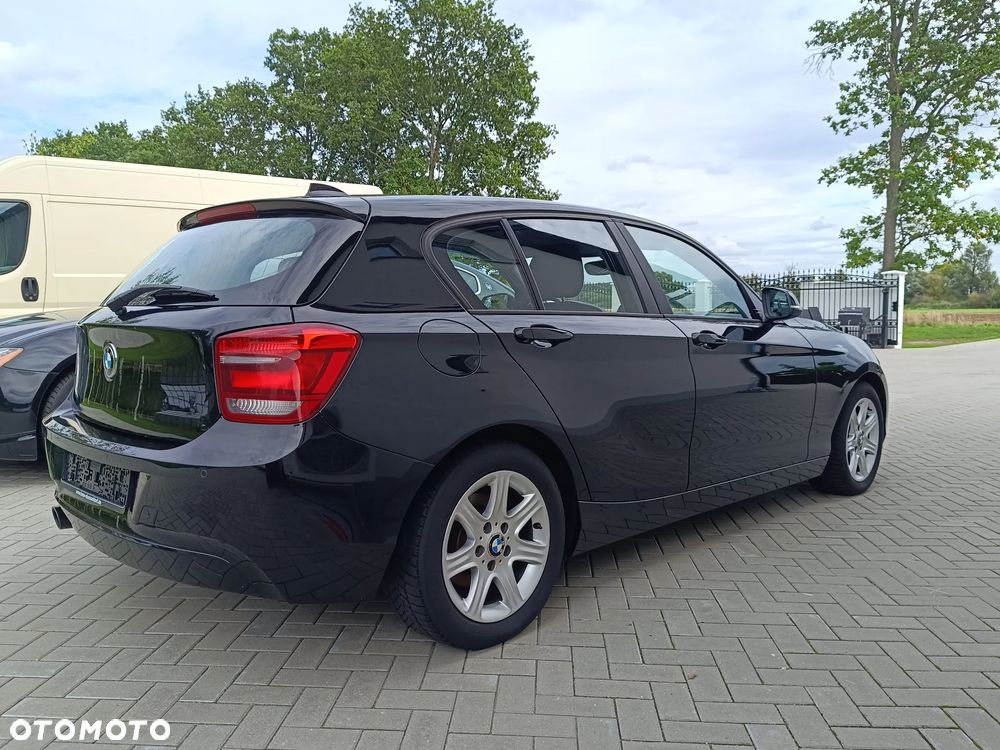 BMW Seria 1 118i - 4