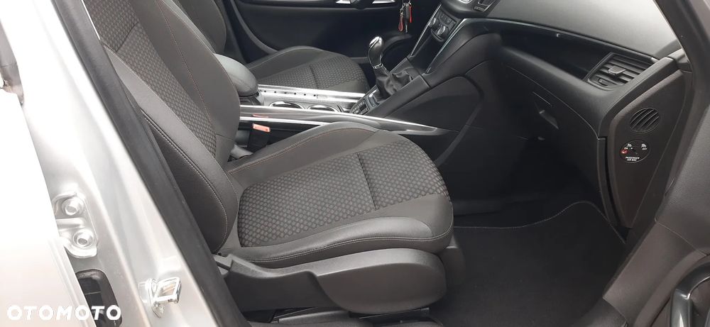 Opel Zafira 1.6 CDTI Elite S&S - 25