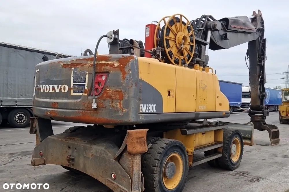 Volvo EW230C koparka kołowa przeładunkowa - 7
