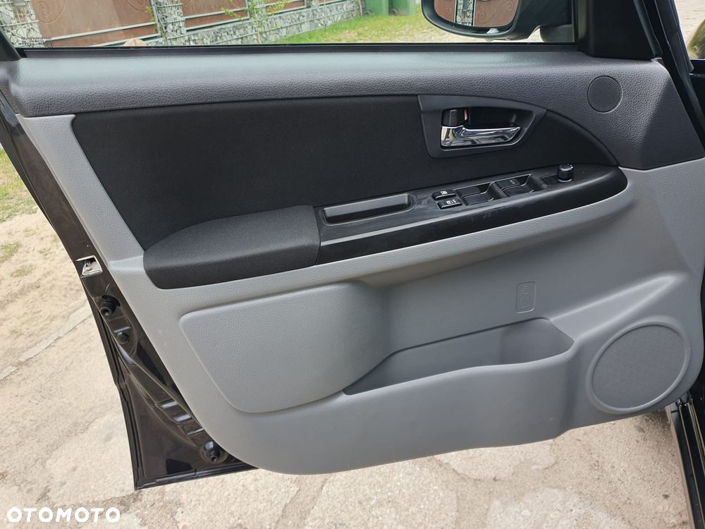 Suzuki SX4 1.6 VVT 4x4 Limited - 17