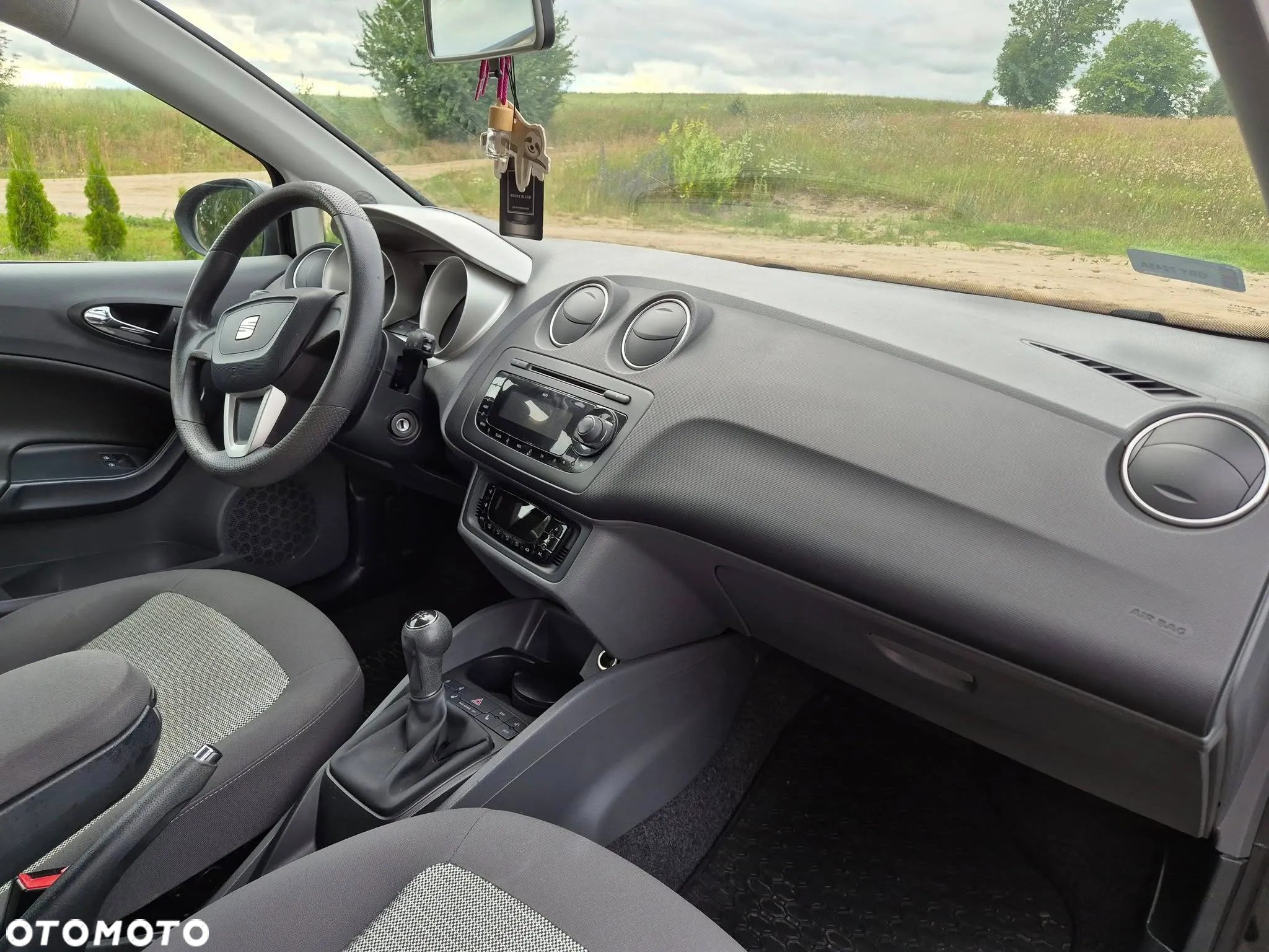Seat Ibiza SC 1.6 16V Style - 6