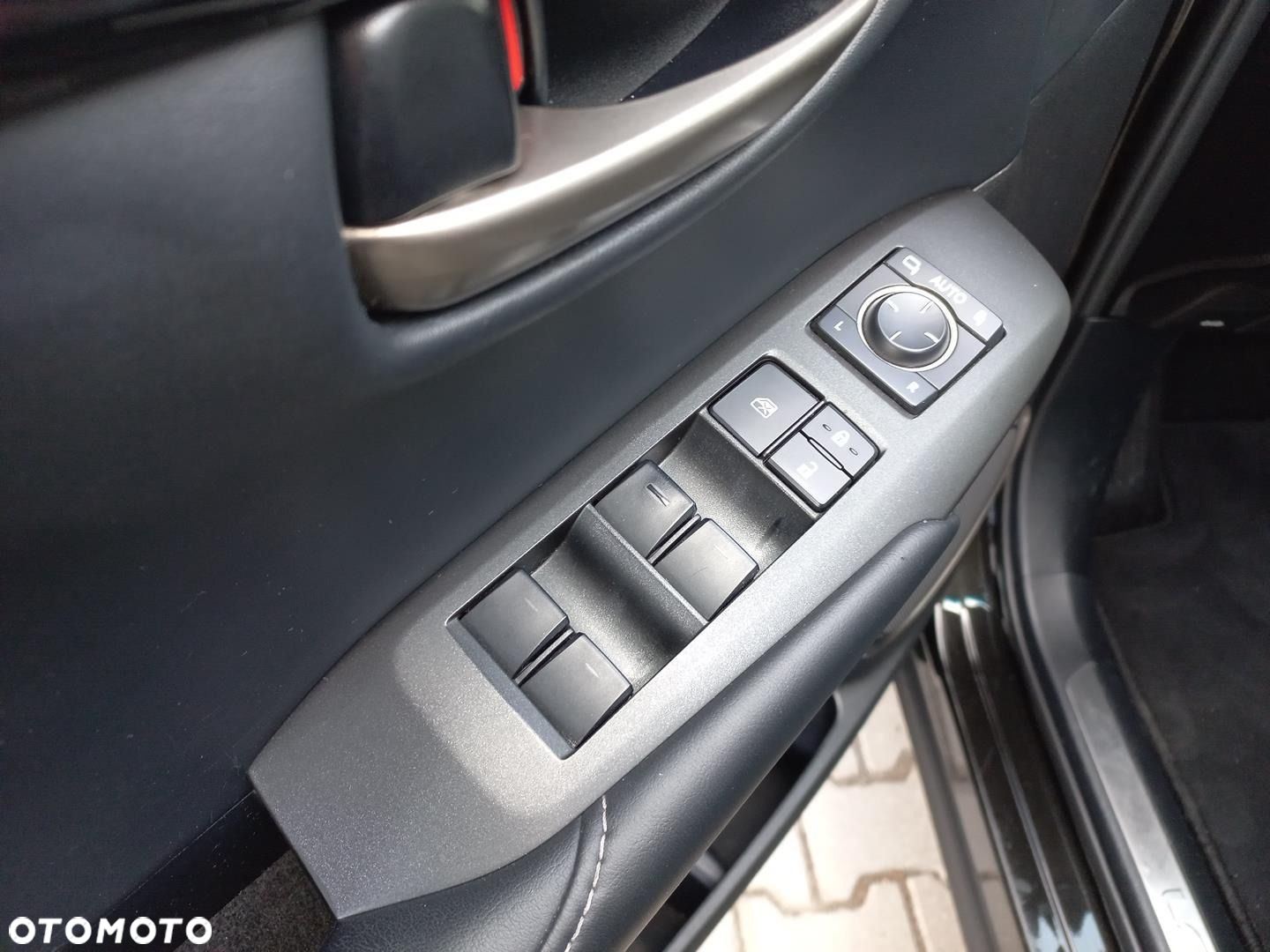 Lexus NX - 19