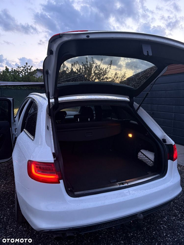 Audi A4 Avant 2.0 TDI Quattro Line S tronic - 16