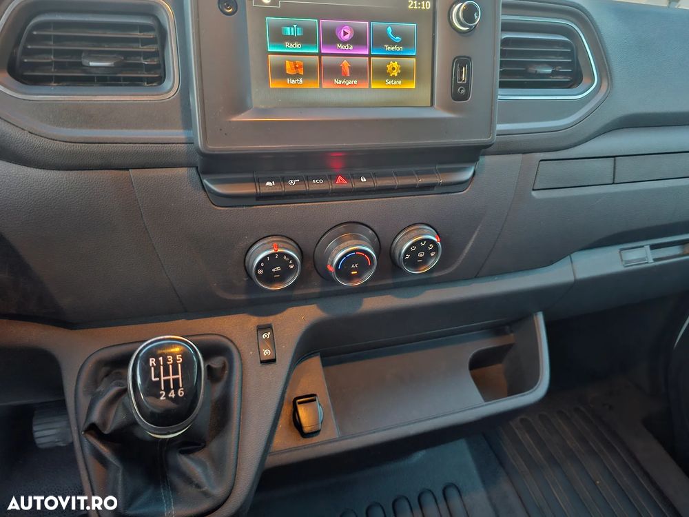 Renault Master - 11