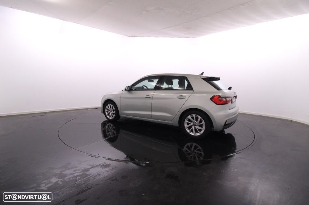 Audi A1 Sportback 25 TFSI SE Business - 4