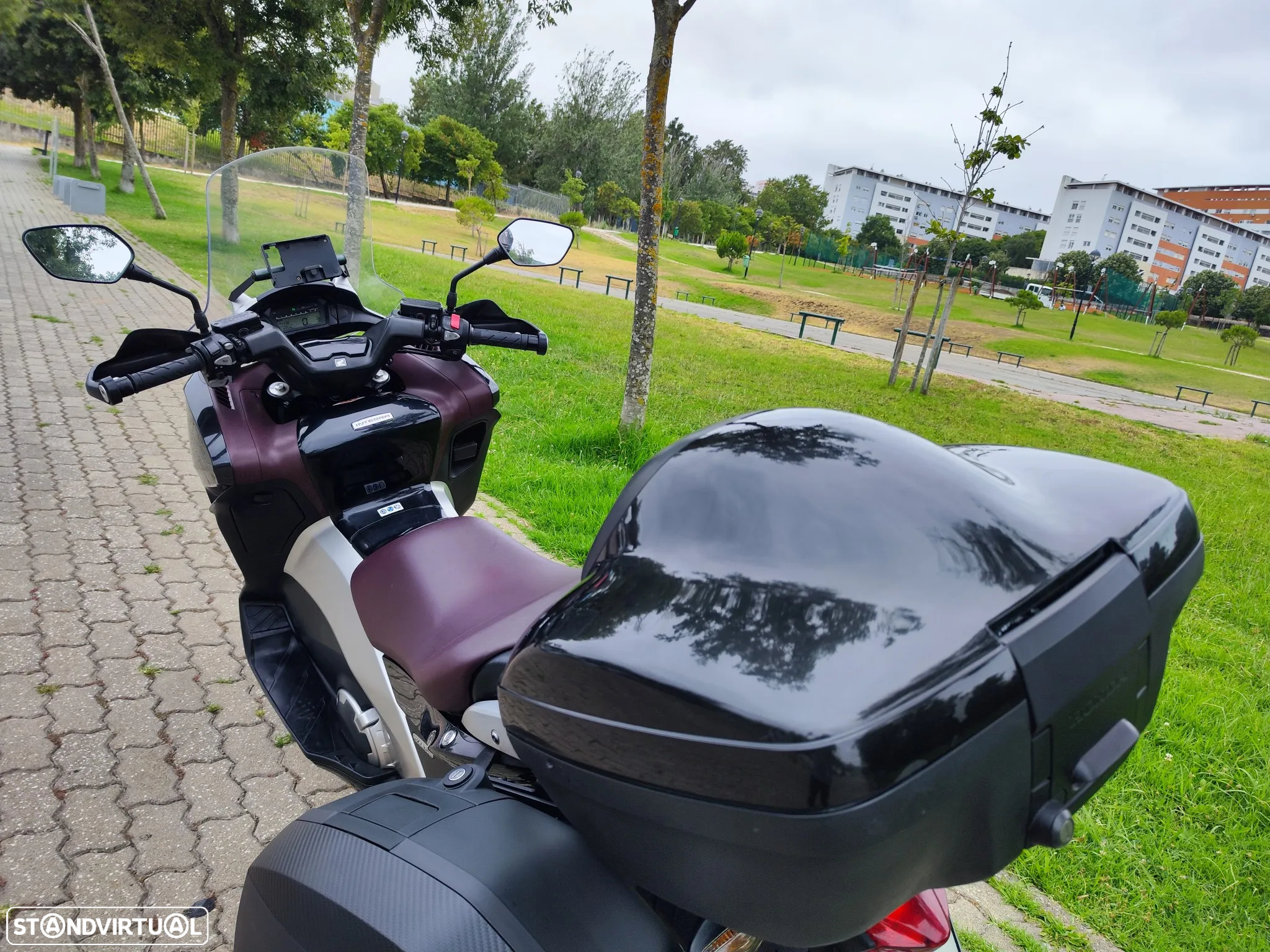 Honda Integra 700 - 7