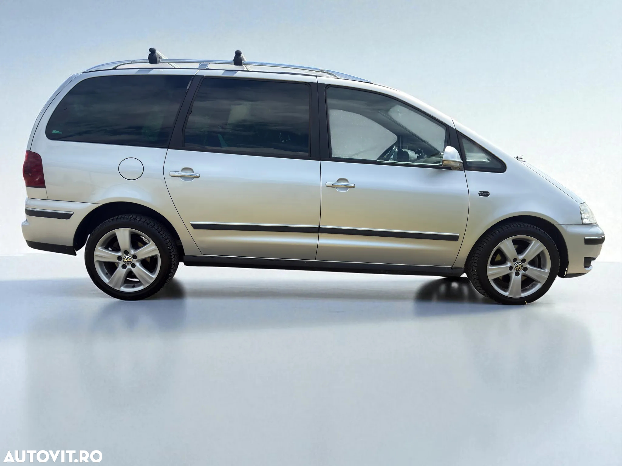 Volkswagen Sharan 2.0 TDI DPF Exclusive Edition - 8