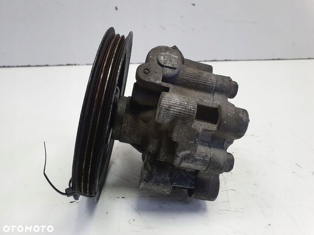 Mitsubishi Carisma 1.8 GDI POMPA WSPOMAGANIA - 4