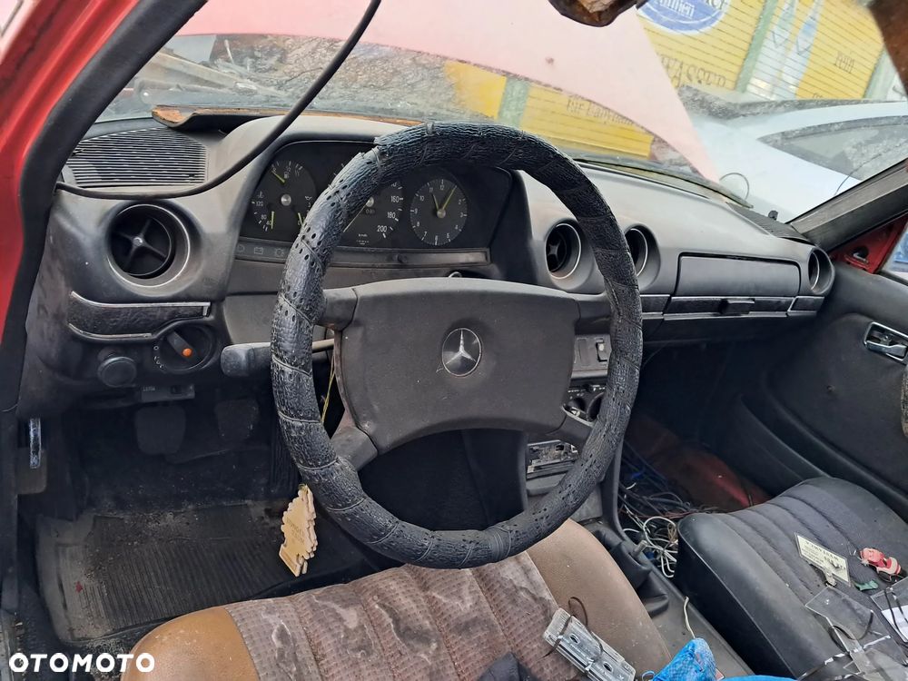DAWCA CZĘŚCI MERCEDES W123 BECZKA 2.5 B - 6