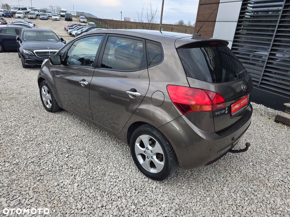 Kia Venga 1.6 Business Line - 10