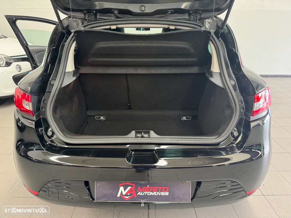 Renault Clio TCe 90 Luxe - 23