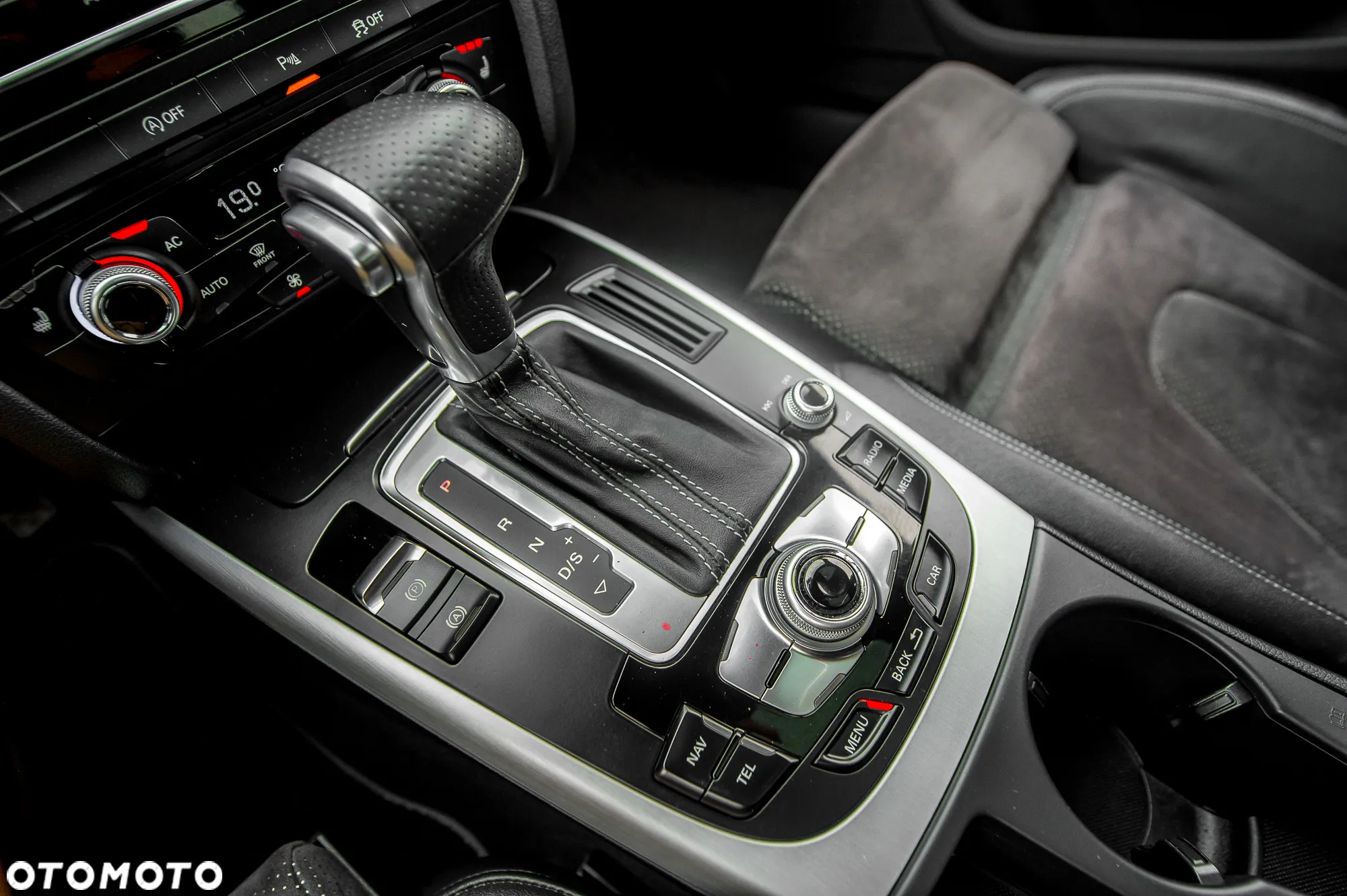 Audi A4 Avant 2.0 TFSI quattro S tronic S line Sportpaket - 34