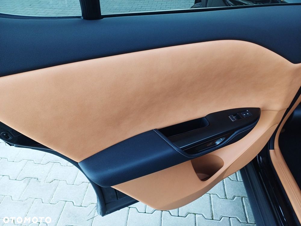 Lexus RZ 450e Prestige DIRECT4 - 31