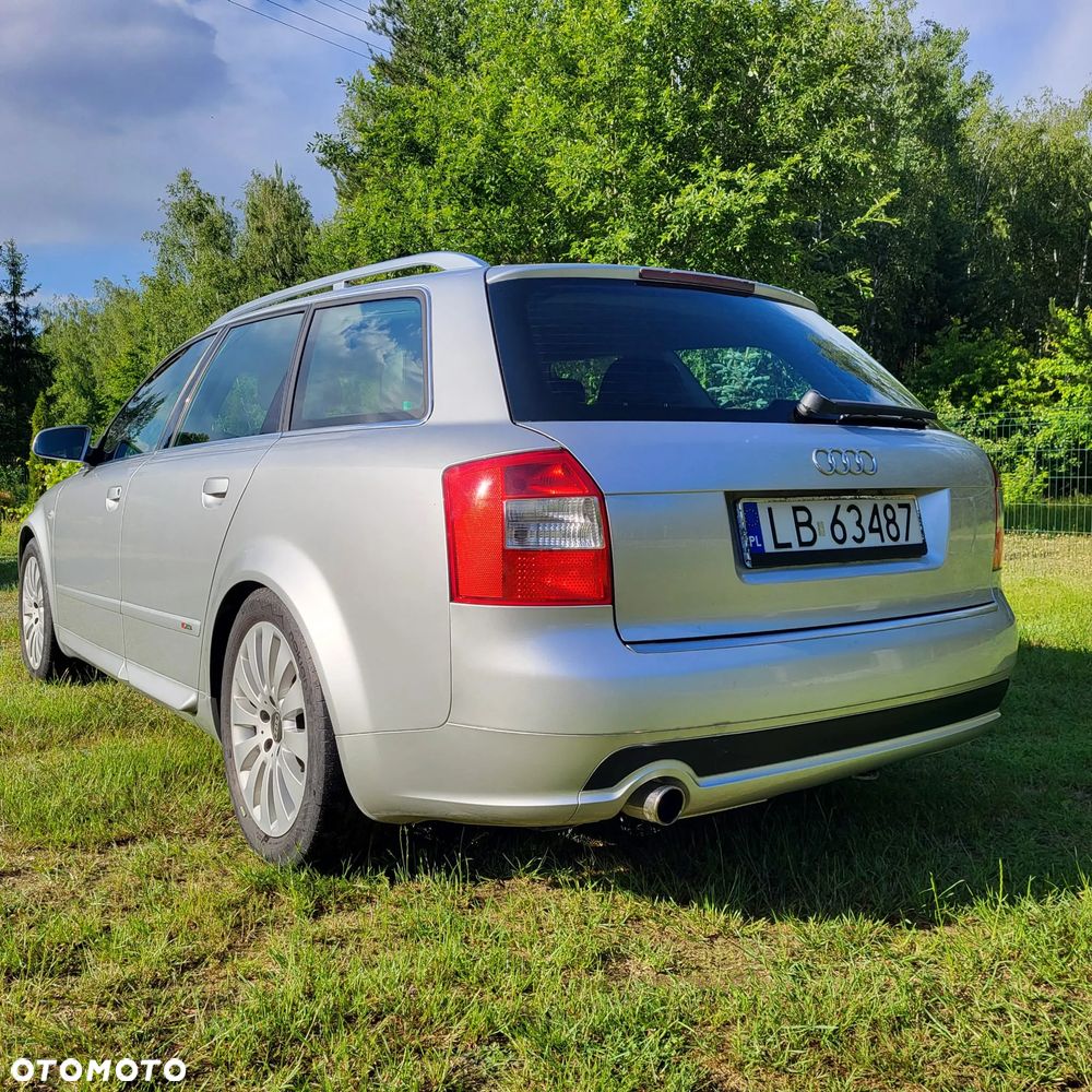 Audi A4 Avant - 9