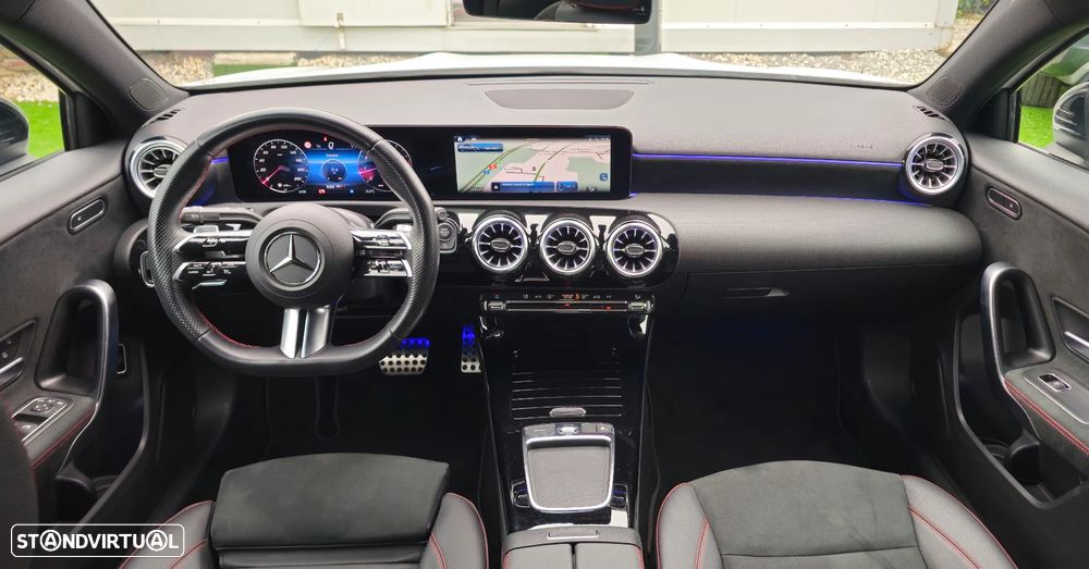 Mercedes-Benz A 200 Limousine AMG Line Aut. - 13