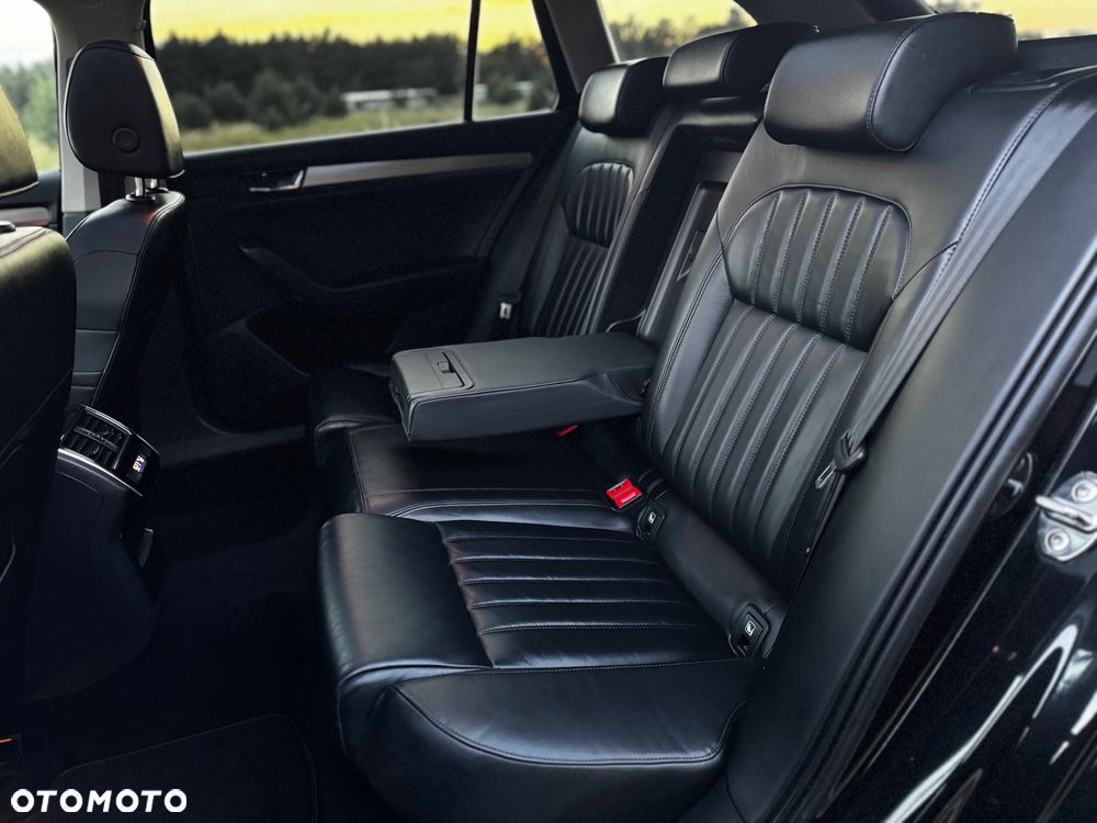 Skoda Superb 2.0 TDI Style - 16